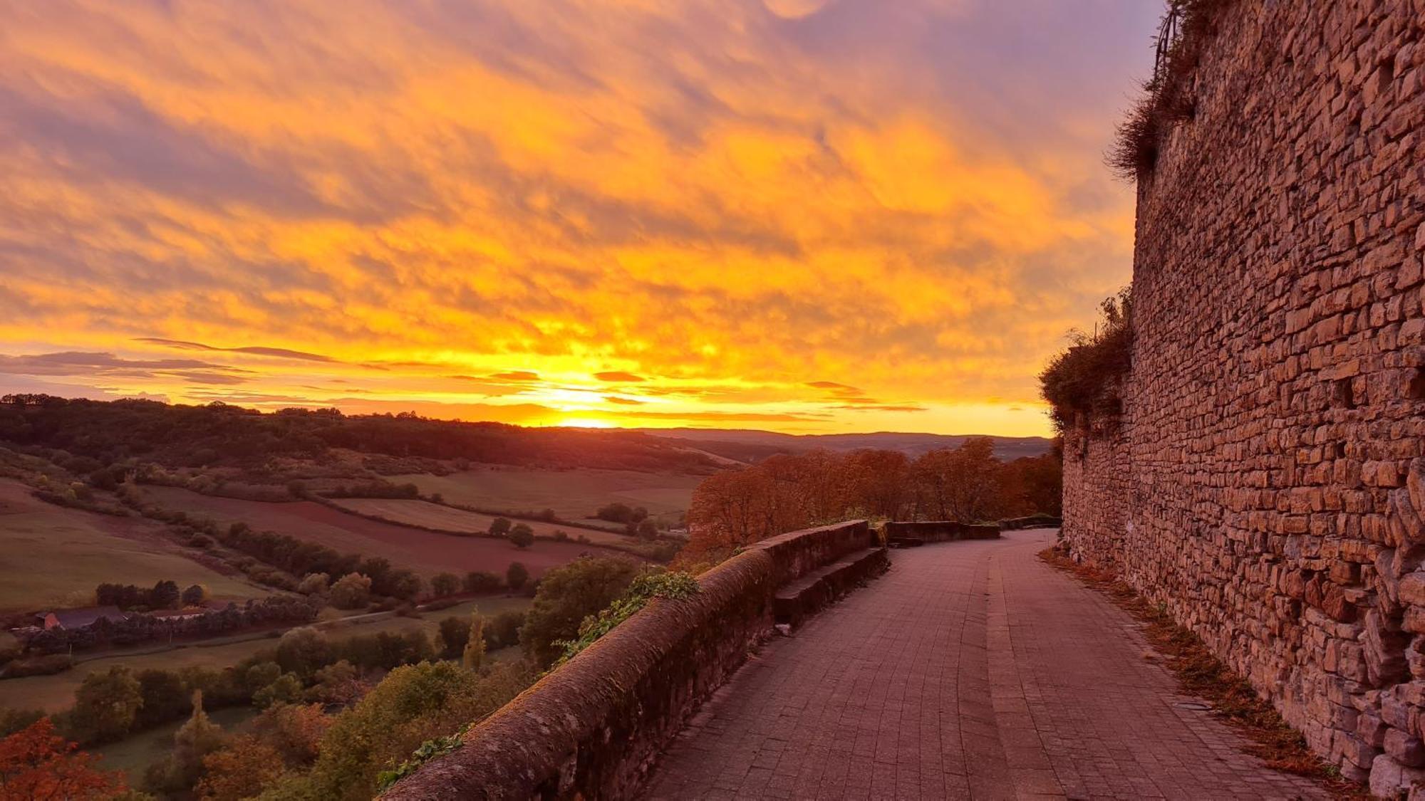 La Maison Bakea Cordes Sur Ciel Exteriör bild